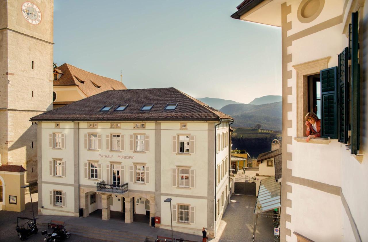 Weisses Roessl Hotel Caldaro Eksteriør billede